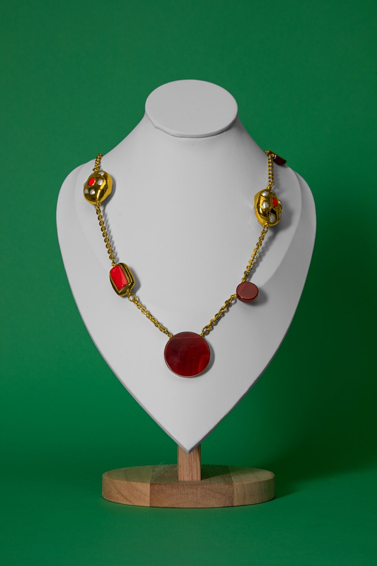 Collar Artesanal de Jade Persa Rojo y Oro 18k | LUISON