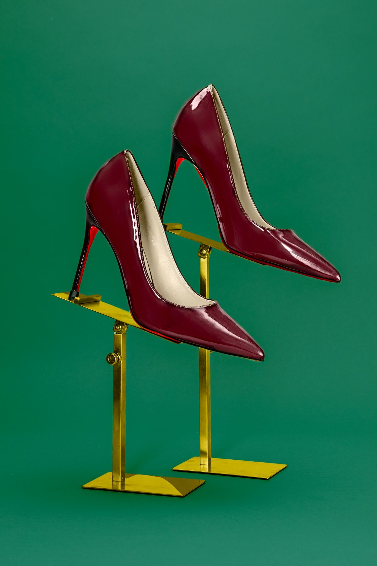 Tacones Altos de Cuero Lacado Rojo Burdeos | LUISON