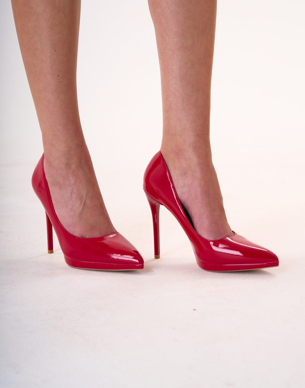 Zapatos de Tacón Fino Rojos con Plataforma | LUISON